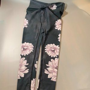 Noli pretty floral leggings